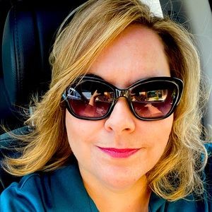 Meet your Posher, Kara